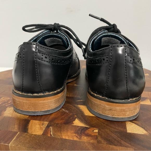 Bruno Marc Dress Shoes Boy size 10 - Picture 8 of 10